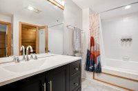 118 High Ridge