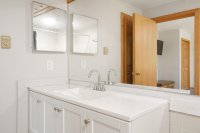 118 High Ridge