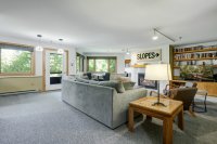 118 High Ridge