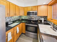 182 High Ridge