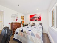 182 High Ridge