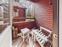 182 High Ridge
