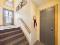 182 High Ridge