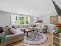538 Bridgewater Center