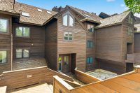 118 High Ridge