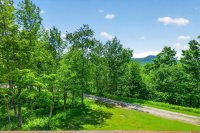 19 High Ridge