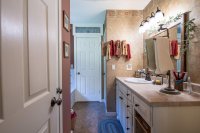 709 Little Sherburne
