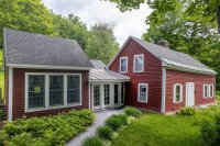 2238 Upper Michigan