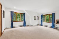 243 Cricket Hill