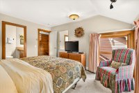 528 East Mountain