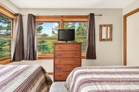 528 East Mountain