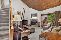528 East Mountain