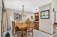528 East Mountain