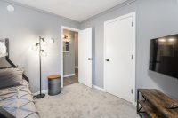 697 East Mountain