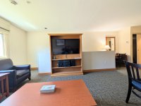 228 East Mountain