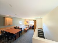 228 East Mountain